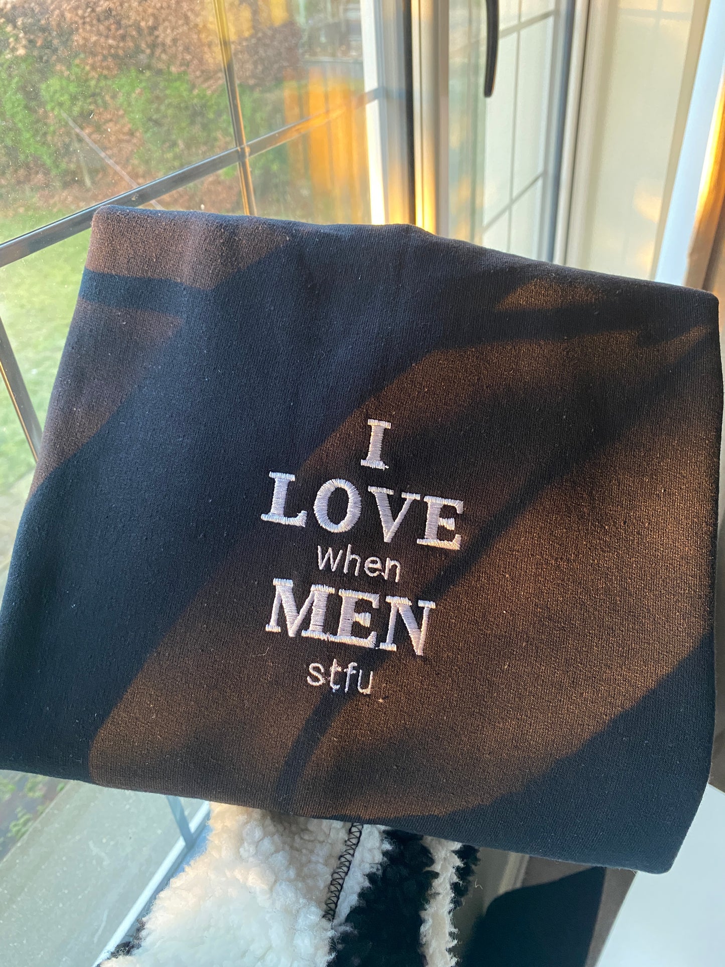Men Embroidered Sweatshirt