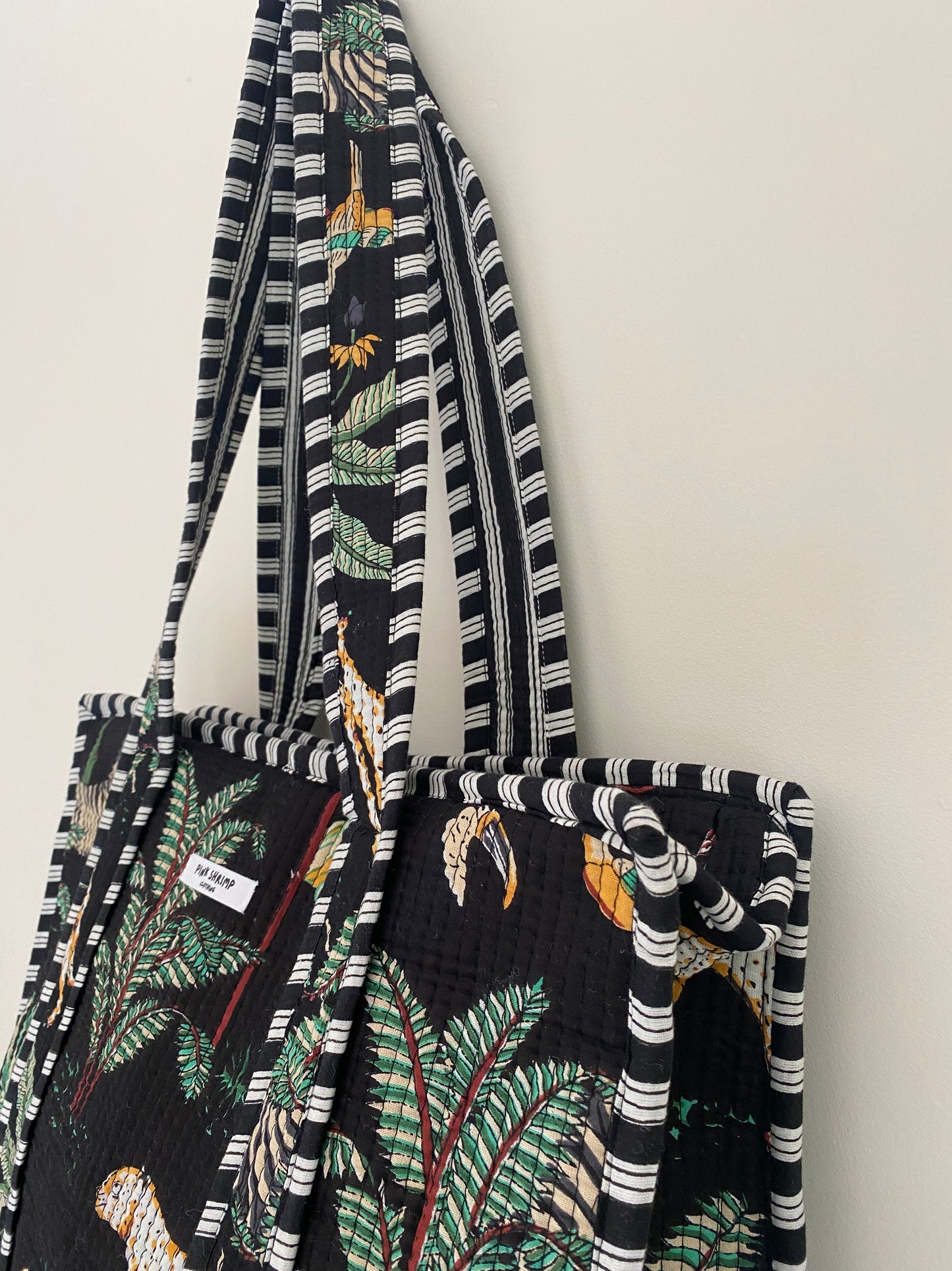 The Jungle Quilted Bag - Black