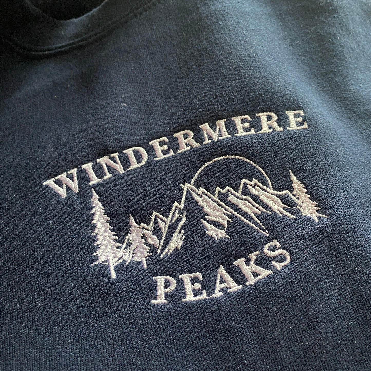 Windermere Peaks Embroidered Sweatshirt